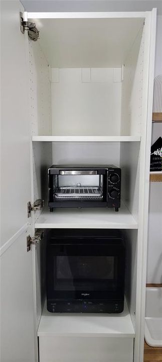 For Rent: $1,250 (0 beds, 1 baths, 400 Square Feet)