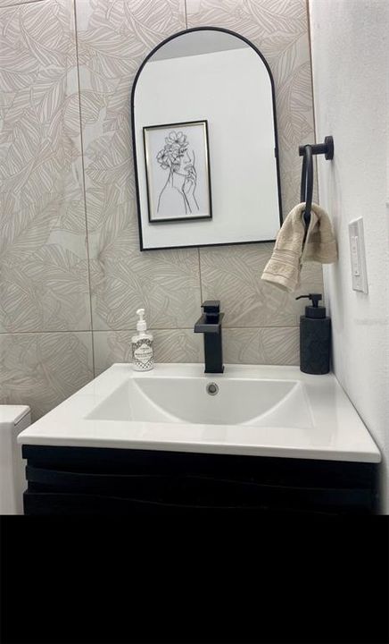 For Rent: $1,250 (0 beds, 1 baths, 400 Square Feet)