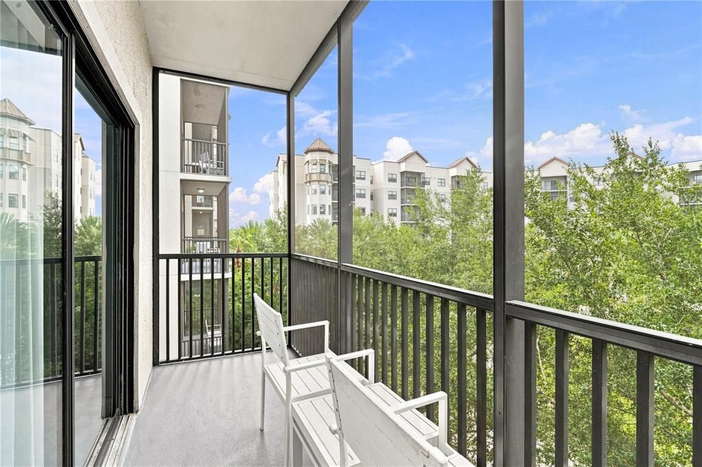 For Sale: $180,000 (2 beds, 2 baths, 1265 Square Feet)