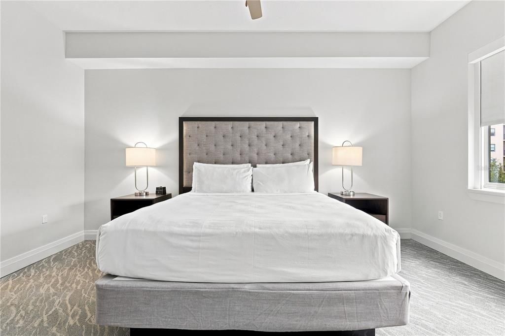 For Sale: $180,000 (2 beds, 2 baths, 1265 Square Feet)