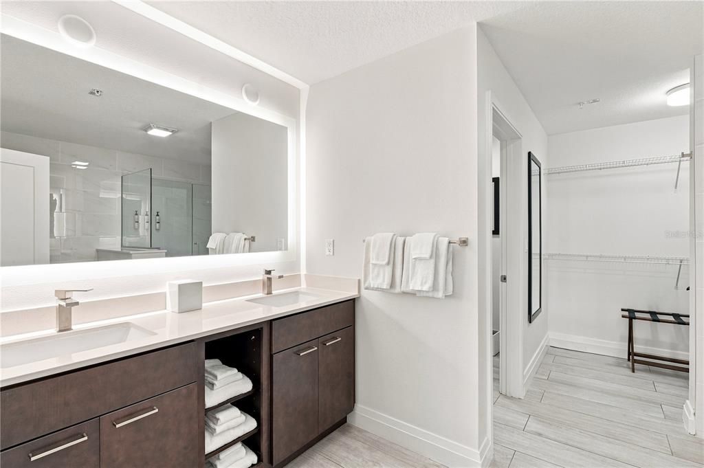 For Sale: $180,000 (2 beds, 2 baths, 1265 Square Feet)