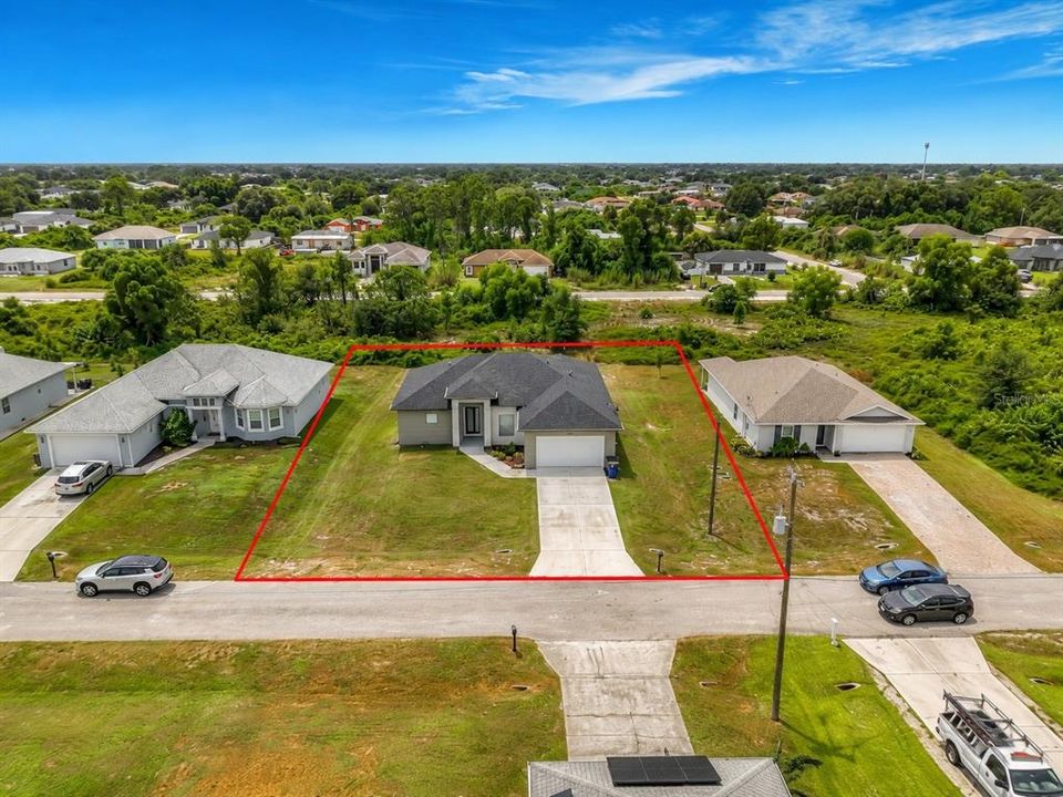 For Sale: $413,600 (4 beds, 2 baths, 1643 Square Feet)