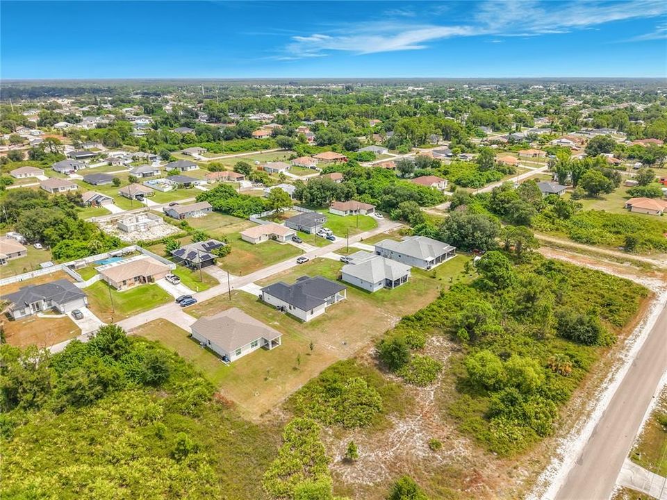 For Sale: $413,600 (4 beds, 2 baths, 1643 Square Feet)