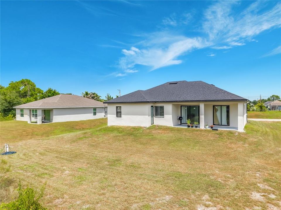 For Sale: $413,600 (4 beds, 2 baths, 1643 Square Feet)