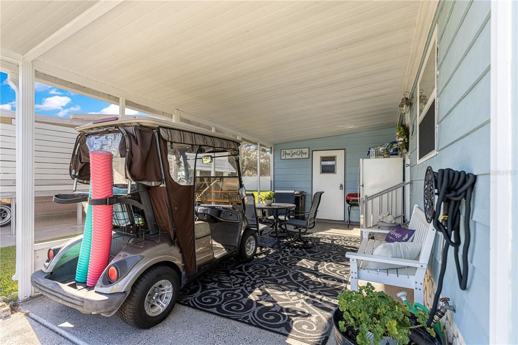 For Sale: $158,500 (2 beds, 1 baths, 768 Square Feet)