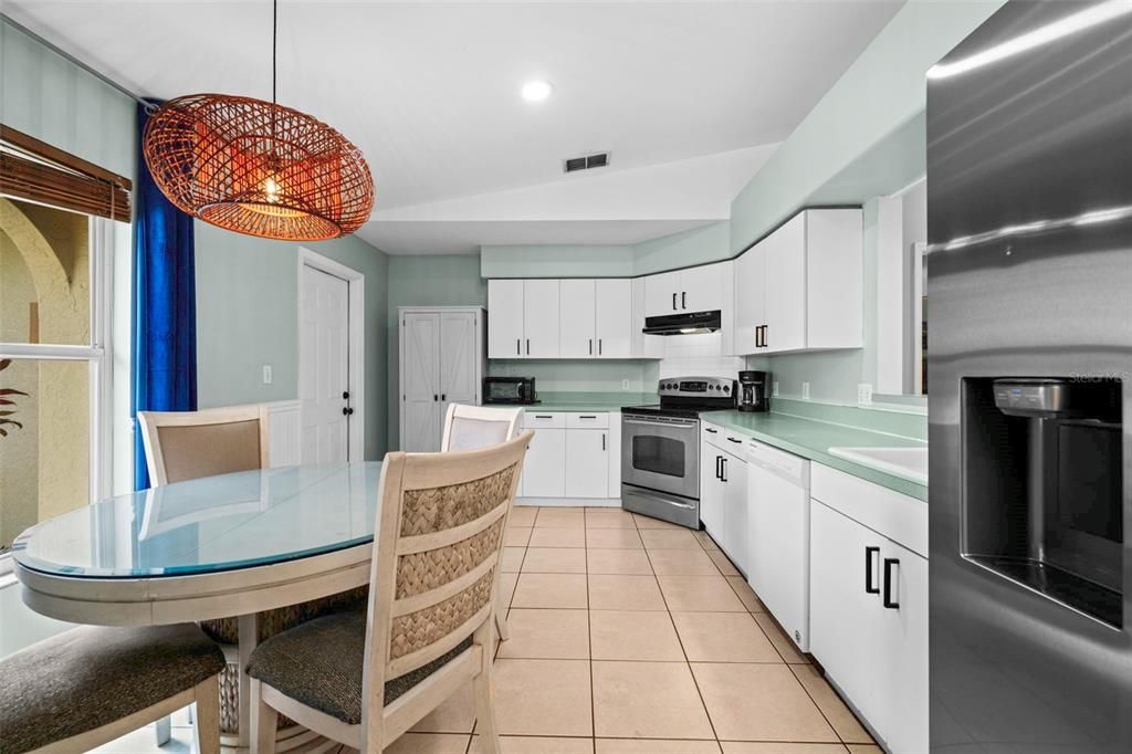 En Venta: $350,000 (3 camas, 2 baños, 1238 Pies cuadrados)