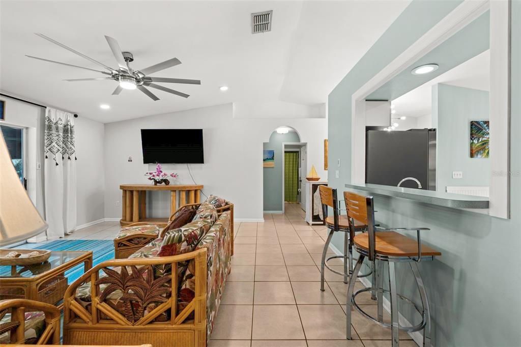 En Venta: $350,000 (3 camas, 2 baños, 1238 Pies cuadrados)
