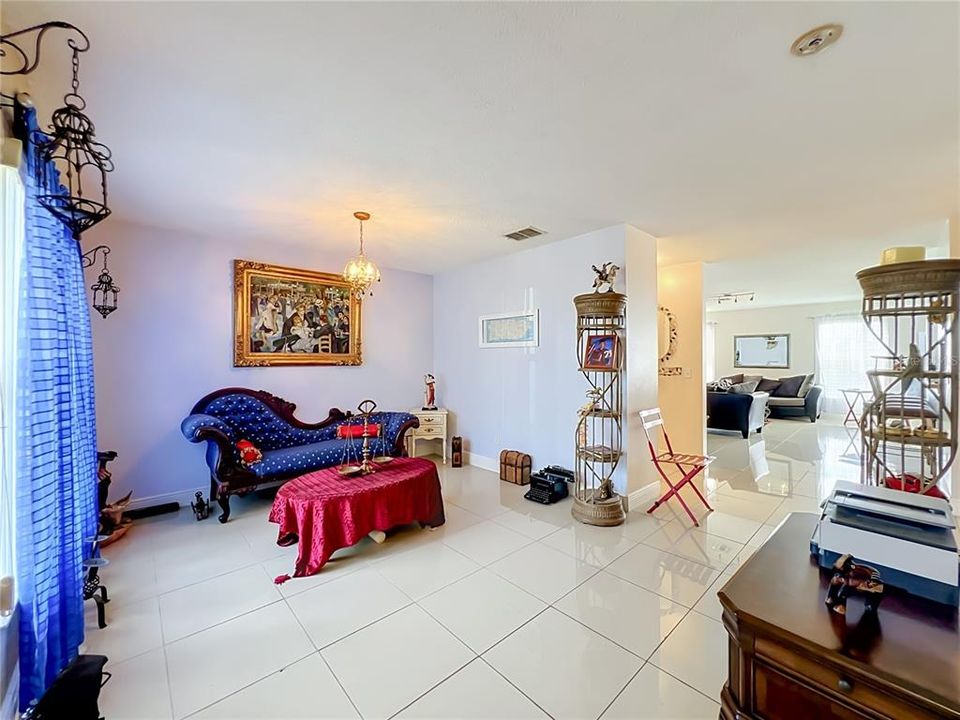 For Sale: $490,000 (4 beds, 2 baths, 2747 Square Feet)