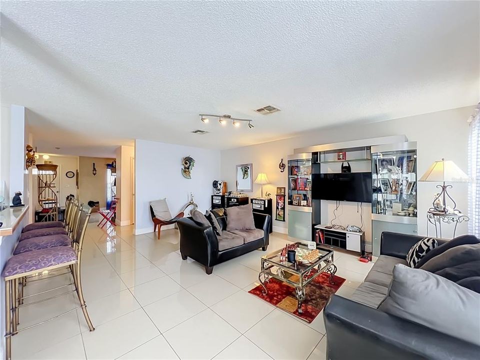 For Sale: $490,000 (4 beds, 2 baths, 2747 Square Feet)
