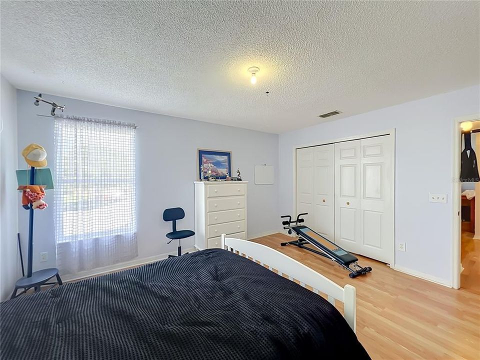 For Sale: $490,000 (4 beds, 2 baths, 2747 Square Feet)