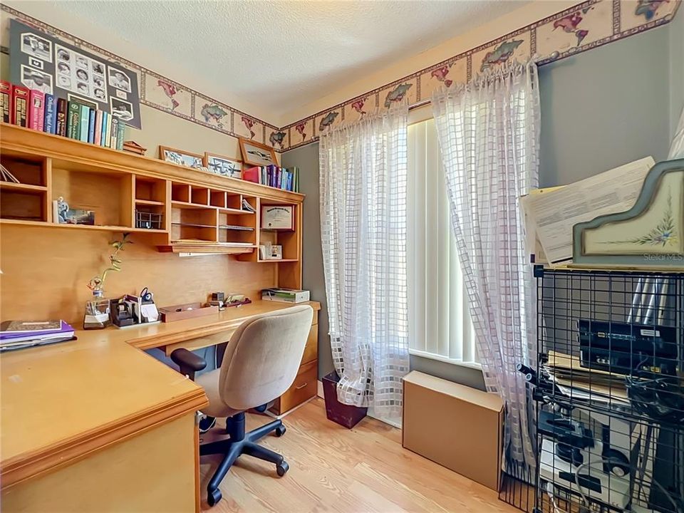 For Sale: $490,000 (4 beds, 2 baths, 2747 Square Feet)