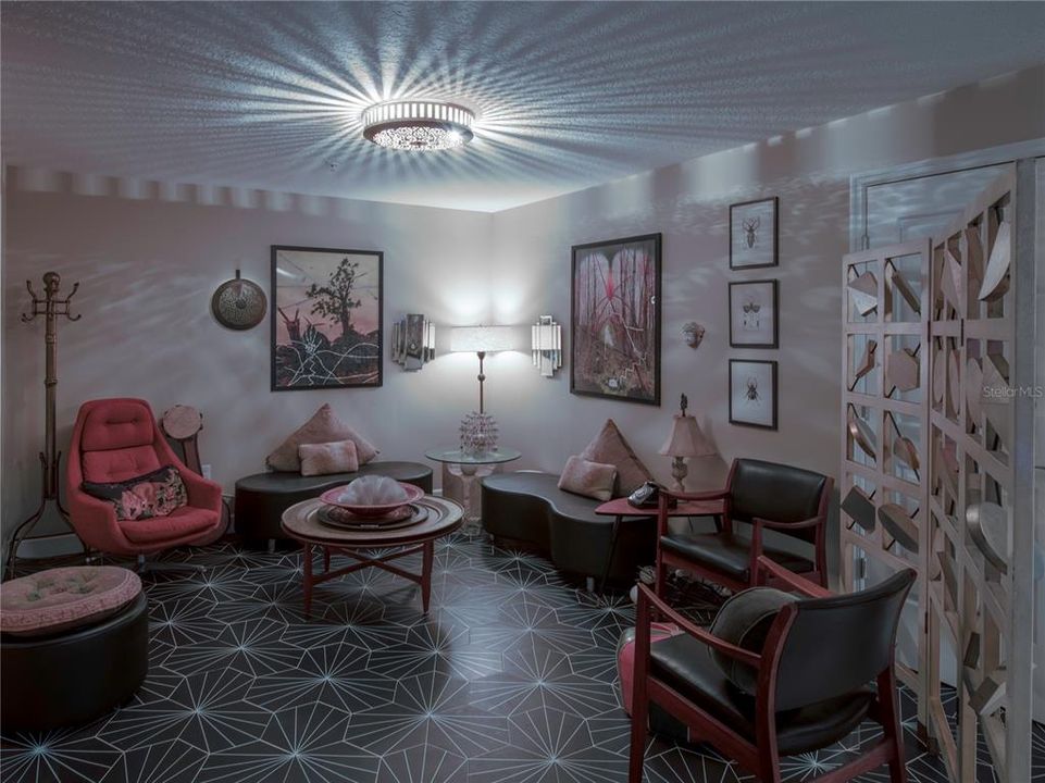 For Rent: $4,450 (2 beds, 2 baths, 2005 Square Feet)