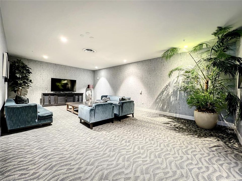 For Rent: $4,450 (2 beds, 2 baths, 2005 Square Feet)