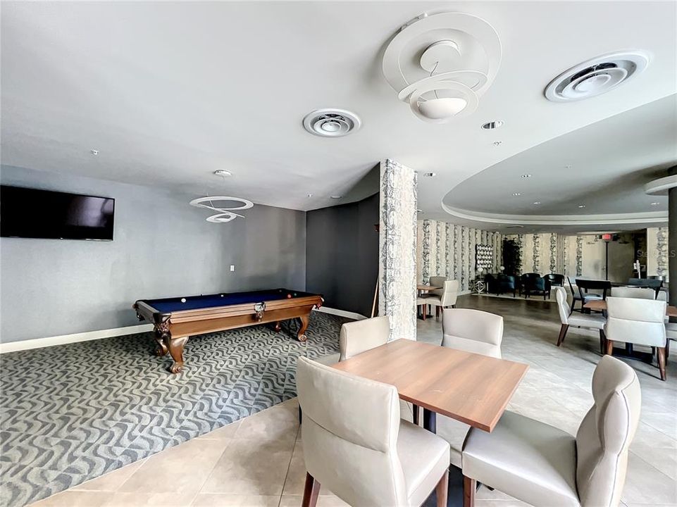 For Rent: $4,450 (2 beds, 2 baths, 2005 Square Feet)