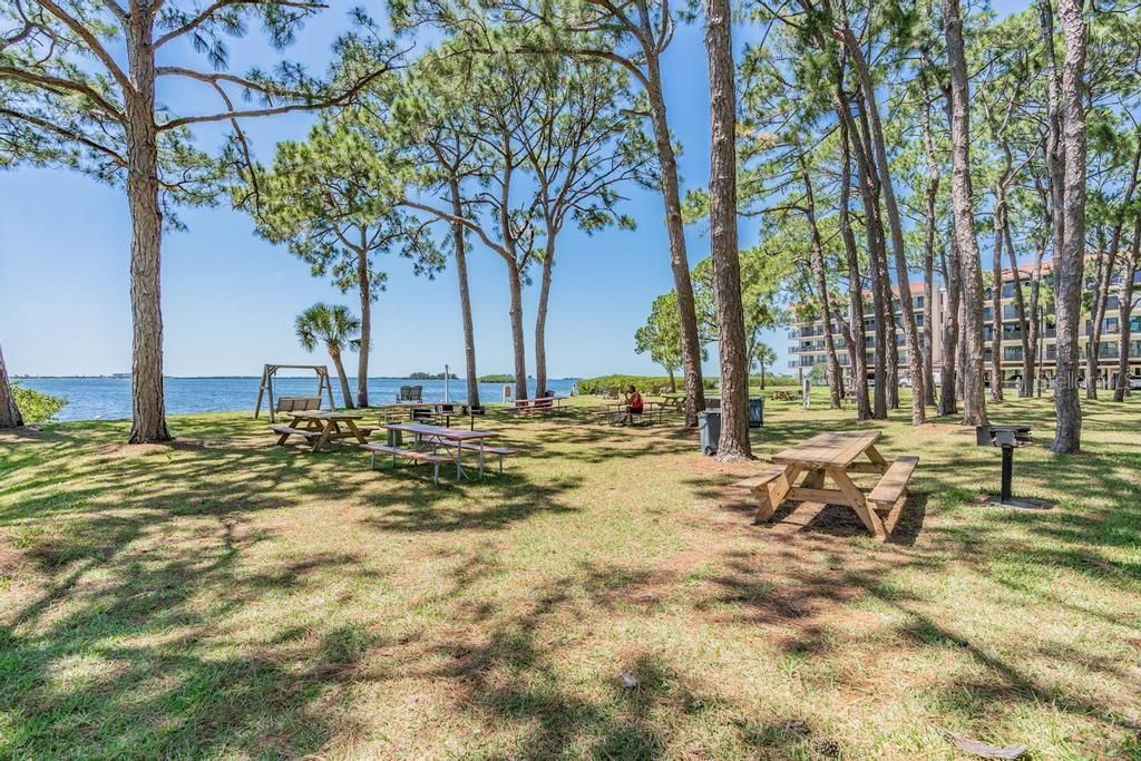 En Venta: $430,000 (2 camas, 2 baños, 1185 Pies cuadrados)