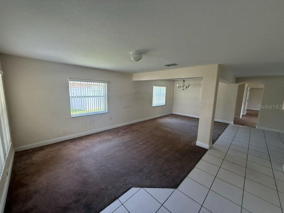 For Rent: $3,000 (5 beds, 2 baths, 2981 Square Feet)