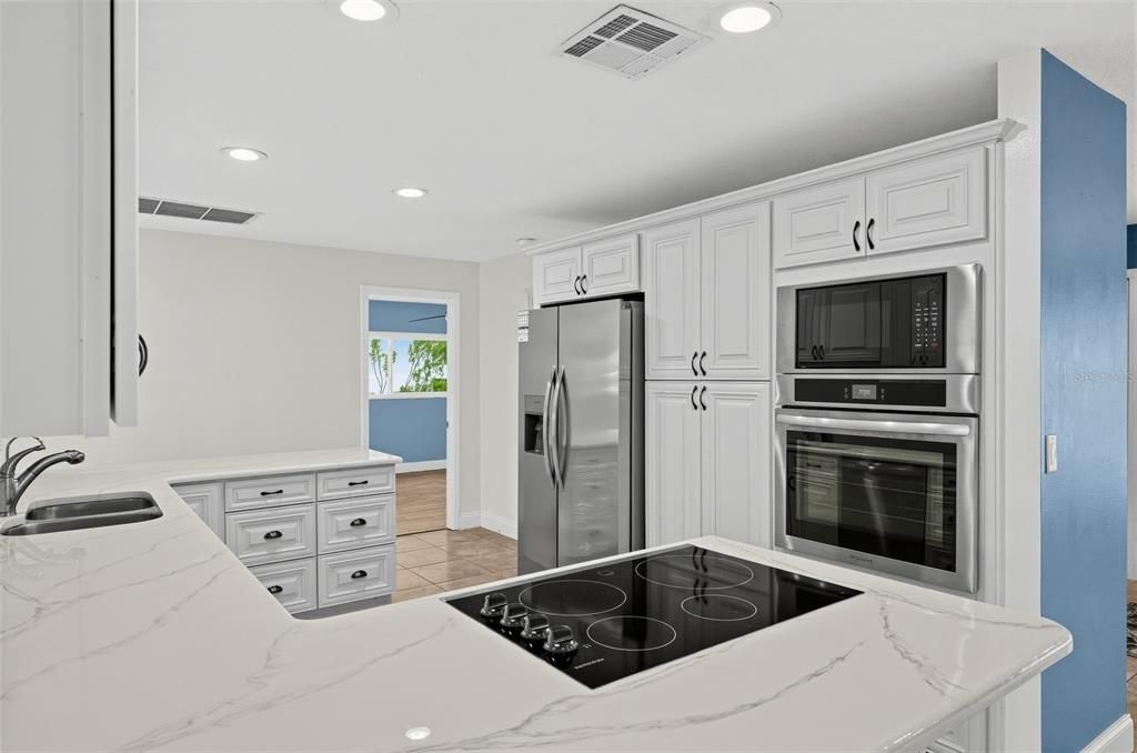 For Sale: $639,000 (3 beds, 3 baths, 2226 Square Feet)
