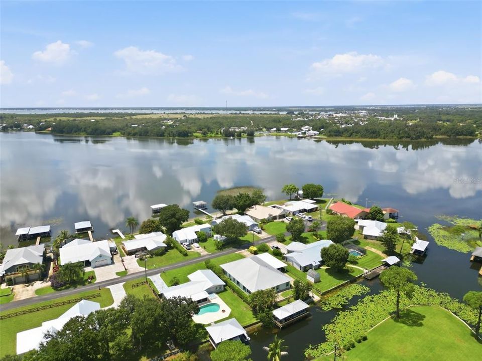 For Sale: $639,000 (3 beds, 3 baths, 2226 Square Feet)