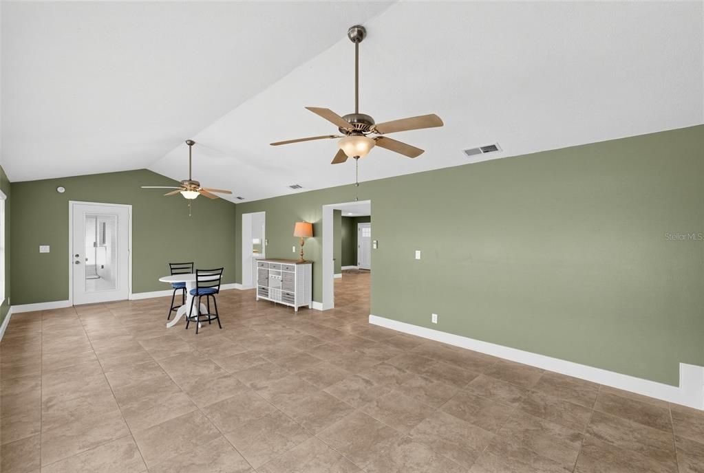 For Sale: $639,000 (3 beds, 3 baths, 2226 Square Feet)