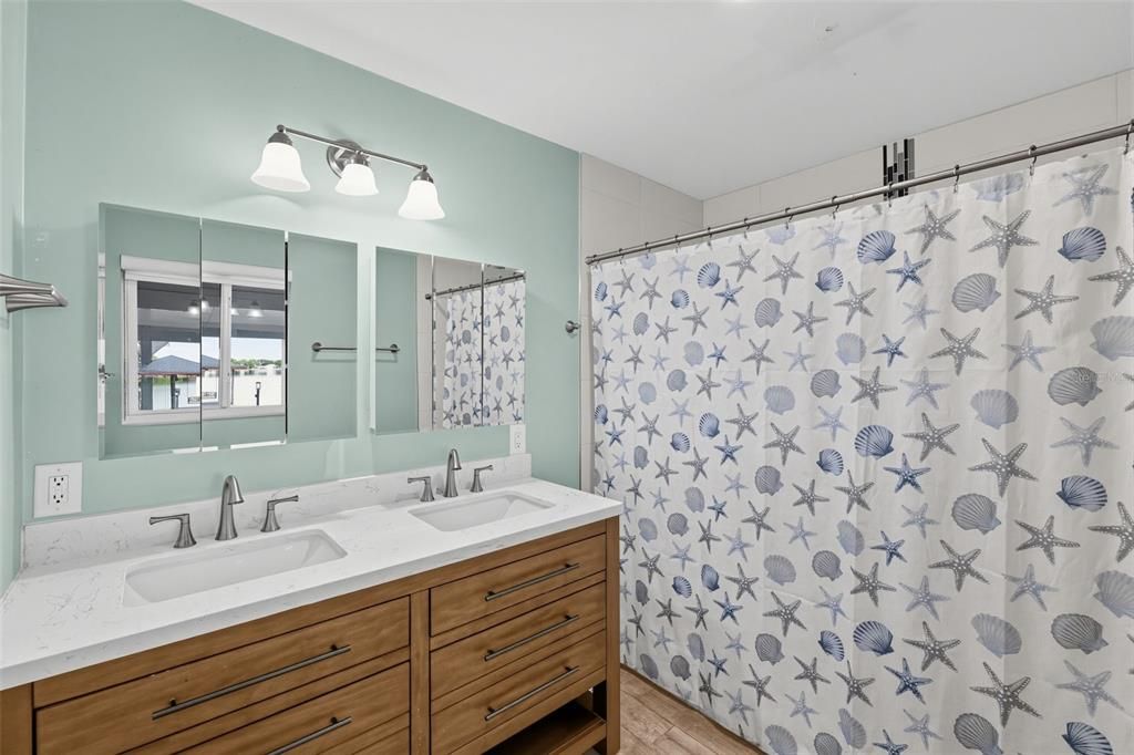 For Sale: $639,000 (3 beds, 3 baths, 2226 Square Feet)