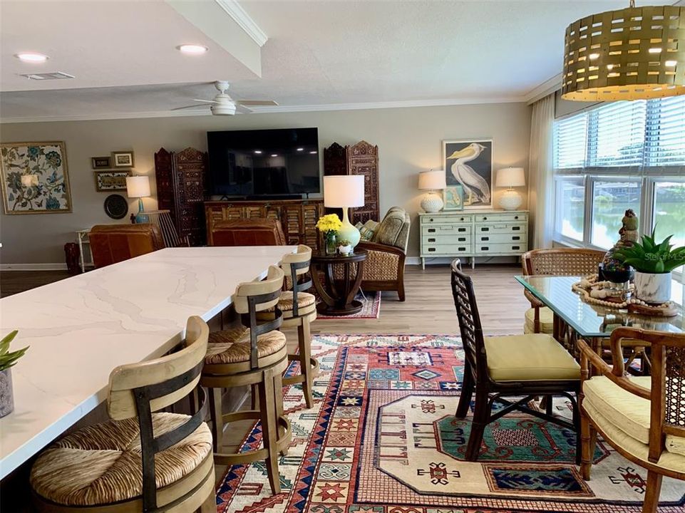 For Sale: $299,995 (3 beds, 2 baths, 1600 Square Feet)