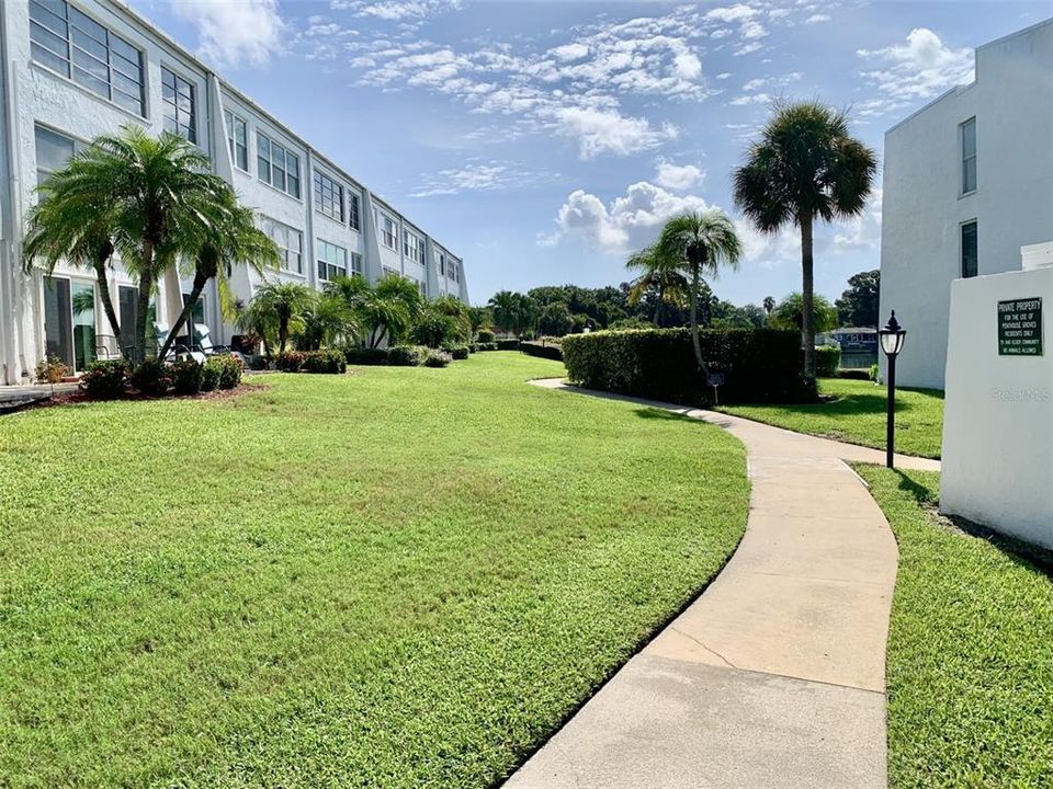 For Sale: $299,995 (3 beds, 2 baths, 1600 Square Feet)