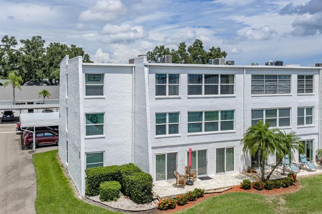 For Sale: $299,995 (3 beds, 2 baths, 1600 Square Feet)