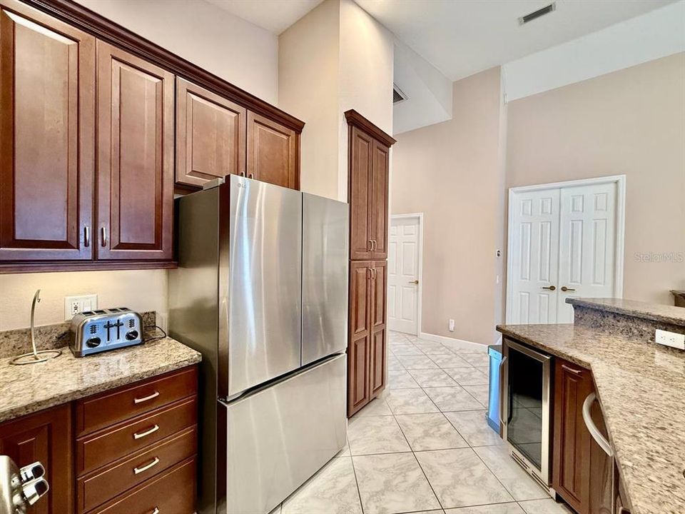 For Rent: $5,500 (3 beds, 2 baths, 1855 Square Feet)