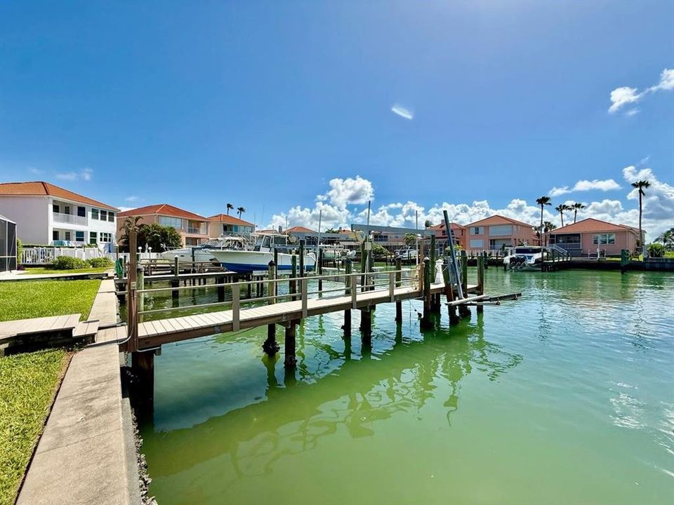 For Rent: $5,500 (3 beds, 2 baths, 1855 Square Feet)