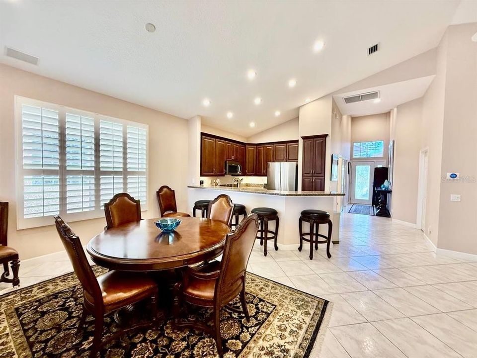 For Rent: $5,500 (3 beds, 2 baths, 1855 Square Feet)