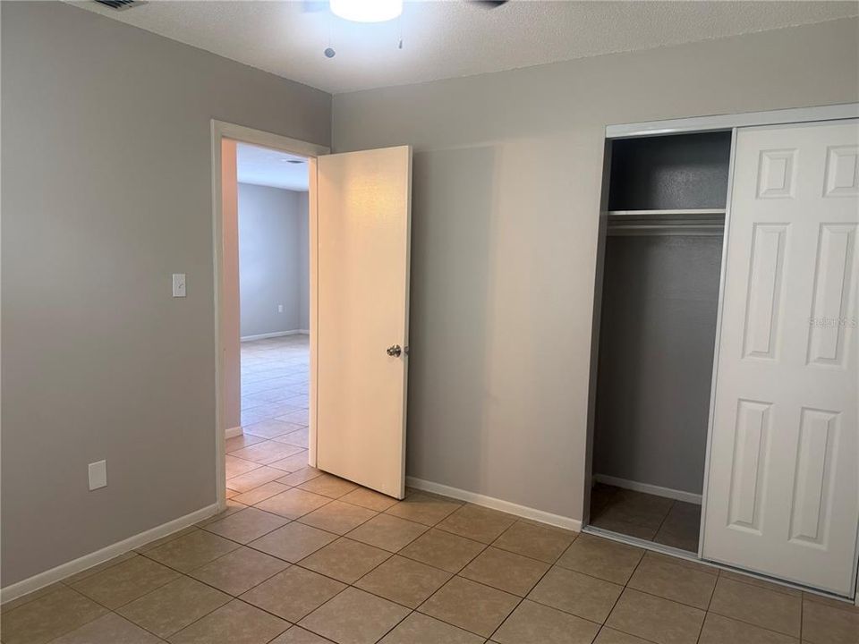 В аренду: $1,700 (2 спален, 1 ванн, 825 Квадратных фут)