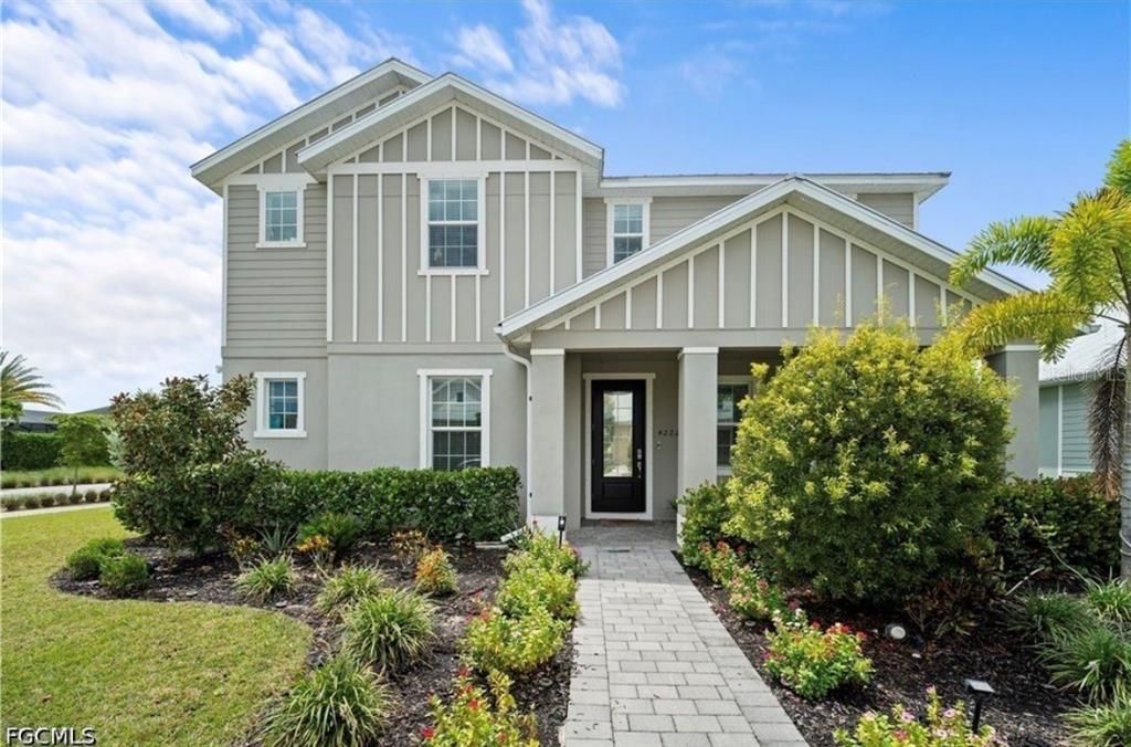For Sale: $592,000 (5 beds, 4 baths, 3112 Square Feet)