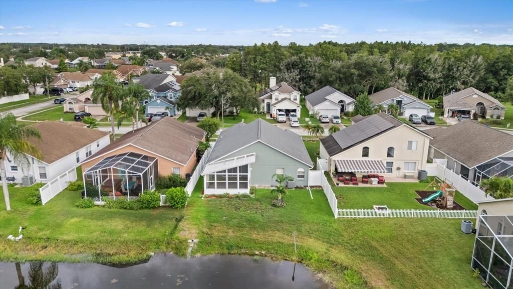 На продажу: $359,900 (3 спален, 2 ванн, 1578 Квадратных фут)