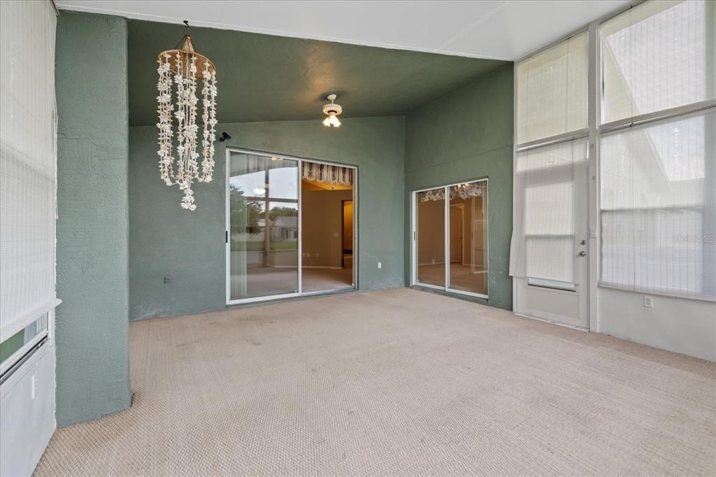 На продажу: $359,900 (3 спален, 2 ванн, 1578 Квадратных фут)
