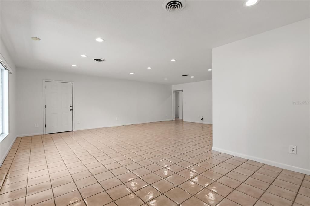 В аренду: $2,495 (3 спален, 2 ванн, 2194 Квадратных фут)