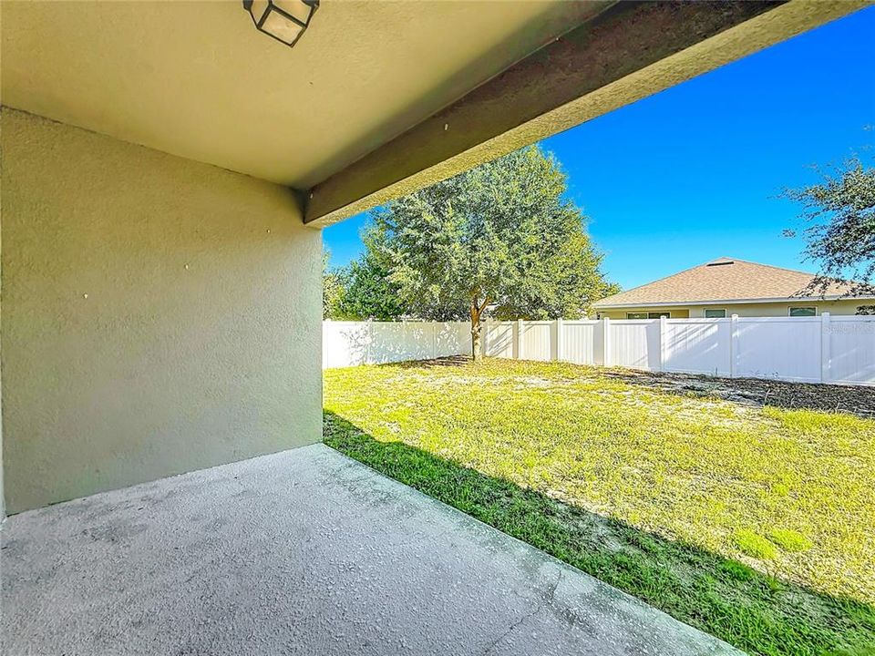 For Sale: $430,000 (4 beds, 3 baths, 2630 Square Feet)