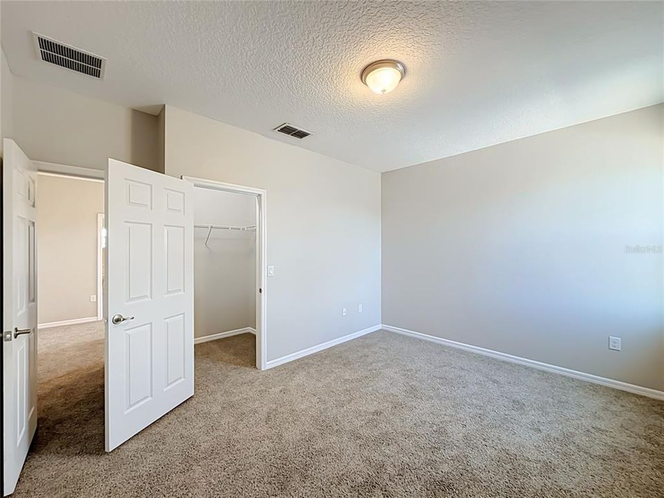 For Sale: $430,000 (4 beds, 3 baths, 2630 Square Feet)