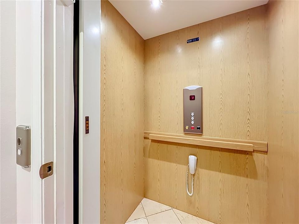En Renta: $2,900 (4 camas, 3 baños, 2028 Pies cuadrados)