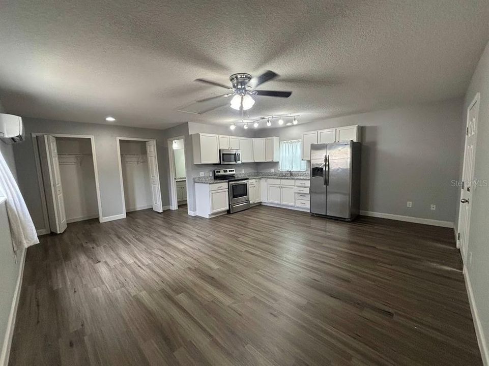 В аренду: $750 (1 спален, 1 ванн, 480 Квадратных фут)