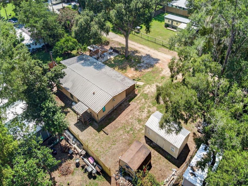 For Sale: $150,000 (3 beds, 2 baths, 1144 Square Feet)