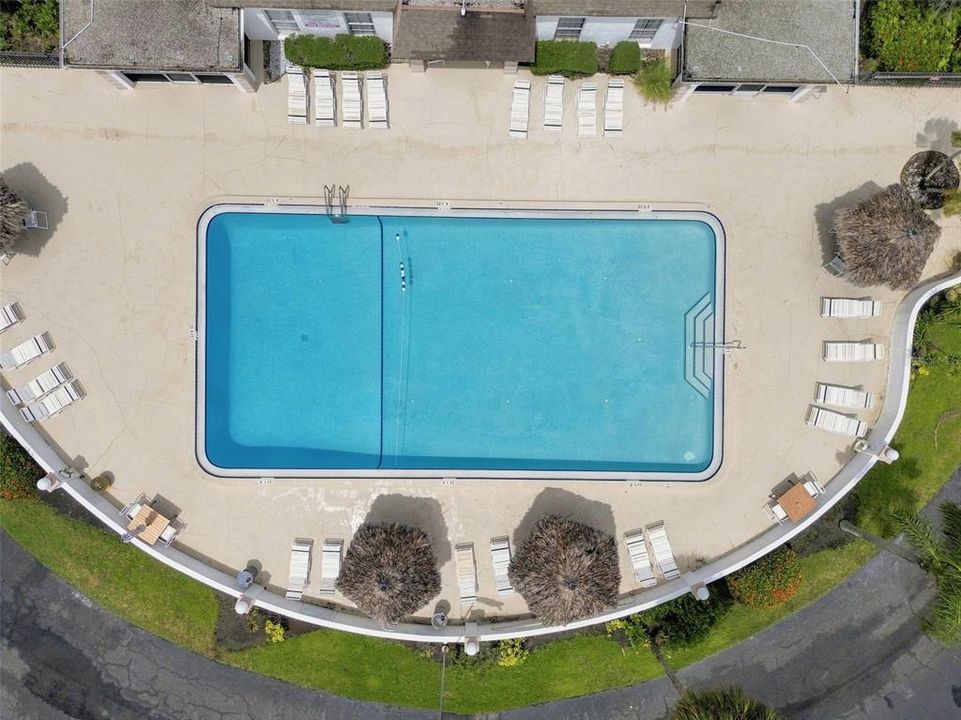 На продажу: $119,900 (1 спален, 1 ванн, 863 Квадратных фут)