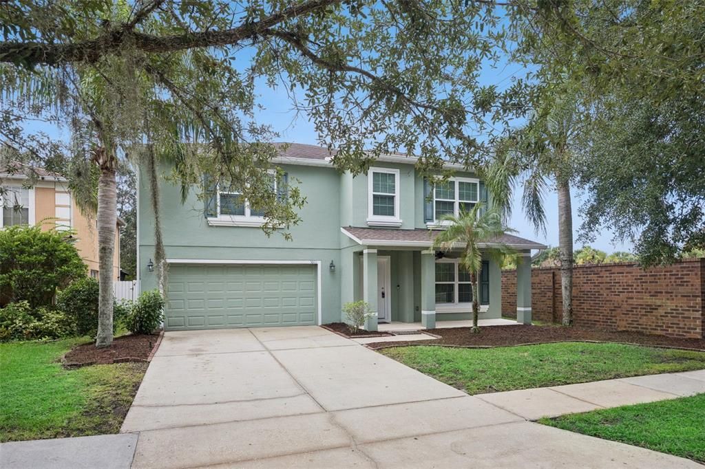 Active With Contract: $449,000 (4 beds, 2 baths, 2476 Square Feet)