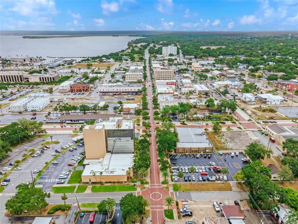 Active With Contract: $449,000 (4 beds, 2 baths, 2476 Square Feet)