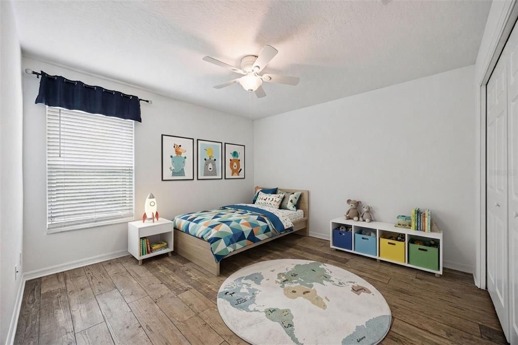 Active With Contract: $449,000 (4 beds, 2 baths, 2476 Square Feet)