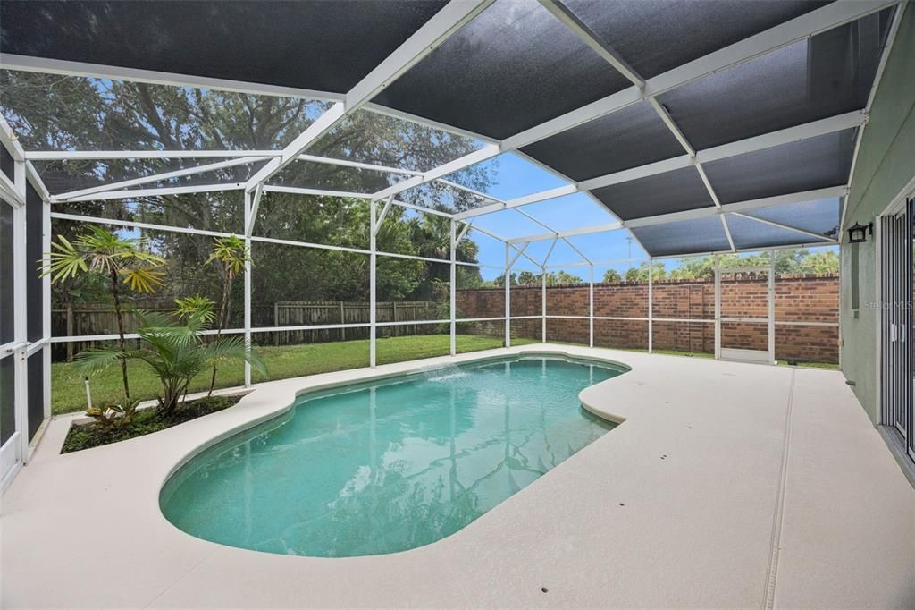 Active With Contract: $449,000 (4 beds, 2 baths, 2476 Square Feet)