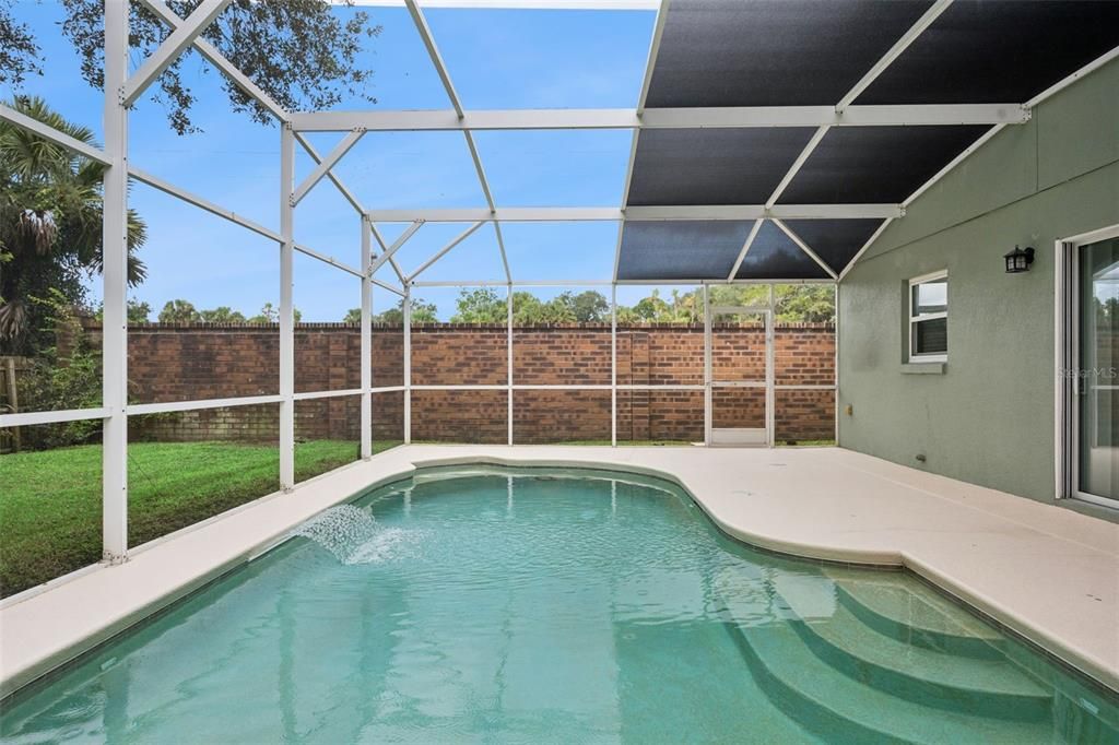Active With Contract: $449,000 (4 beds, 2 baths, 2476 Square Feet)