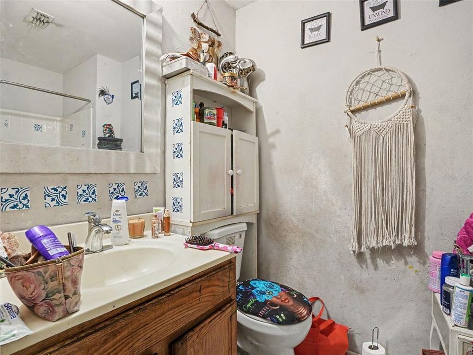En Venta: $225,000 (4 camas, 2 baños, 1768 Pies cuadrados)