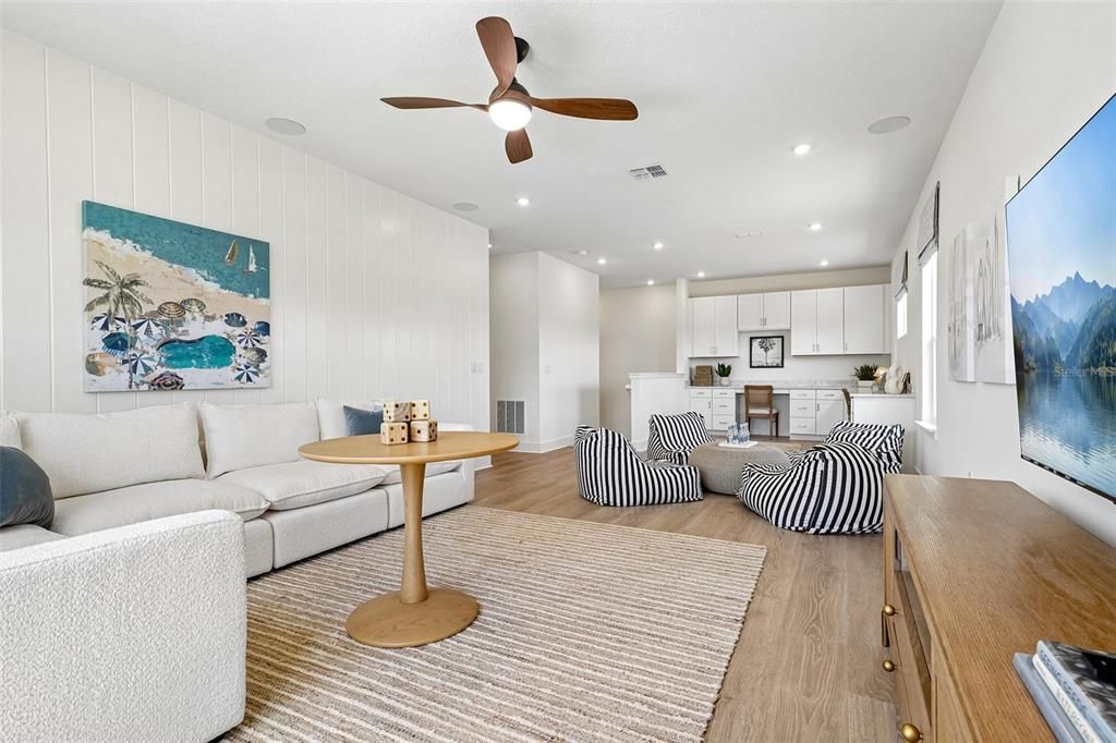 En Venta: $834,000 (5 camas, 4 baños, 3501 Pies cuadrados)