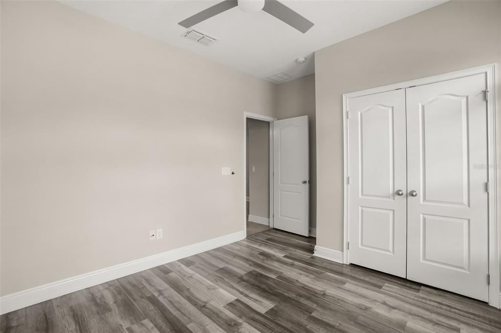 For Sale: $525,000 (3 beds, 2 baths, 2556 Square Feet)
