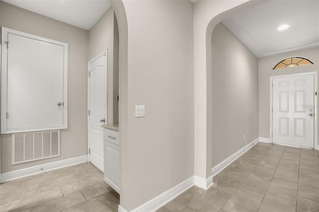 For Sale: $525,000 (3 beds, 2 baths, 2556 Square Feet)